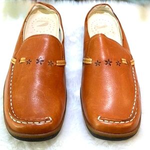 Red Wing Mules, Size 6